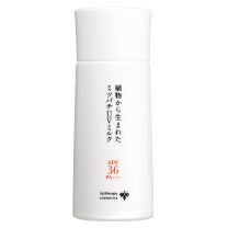 Bee UV milk from plants